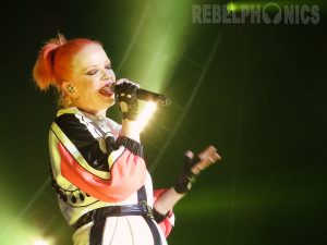 Photo of Shirley Manson from Garbage singing in Boston