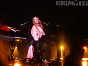 Photo by Annie Govekar for Rebelphonics.com Tori Amos performs at the Beacon Theatre in New York City. 6/29/23