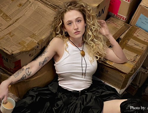 Janet Devlin photo by Airy Something