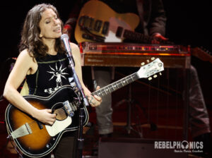 Ani DiFranco - Ryman Auditorium - Nashville, TN. 5/1/26 Photo by Annie Marie Govekar @anniemgo